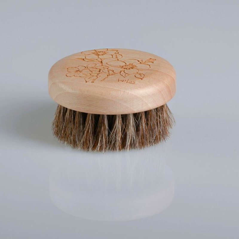 anmar-brush-naturalna-drewniana-szczotka-z-konskiego-wlosia-do-masazu-biustu-szyi-i-dekoltlu-kwiat