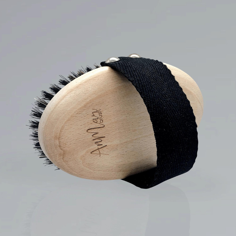 anmar-drewniana-szczotka-do-masazu0ciala-na-sucho-z-wlosia-dzika-drewniana-z-paskiem-antycellulitowa