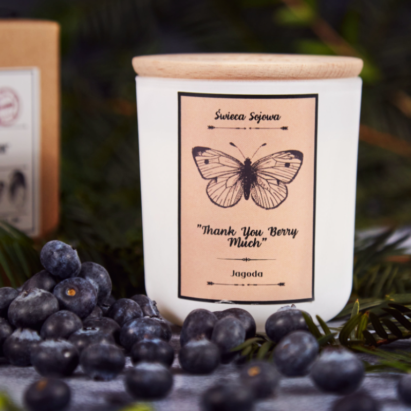 bieszczadzka-sadyba-thank-you-berry-much-jagoda-swieca-sojowa-naturalna-ekologiczna-aromaterapia-owoce-lesne-relaks-180-g-dekoracyjna-w-szkle-na-prezent
